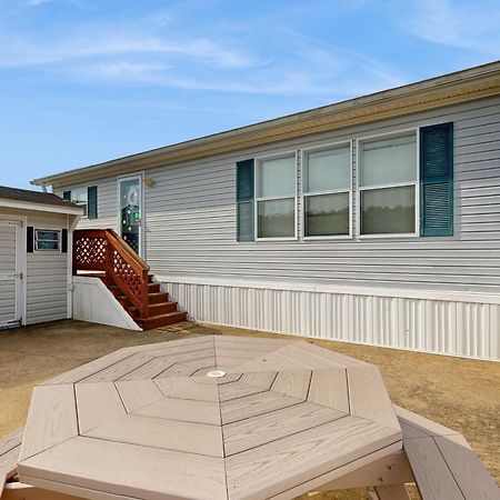 Assateague Point - Bay Breeze Villa Berlin Bagian luar foto